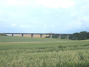 Hungerbach-Talbr&uuml;cke bei G&ouml;rsbach