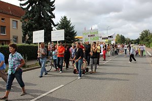 Demo &uuml;ber Bundesstra&szlig;e 4 in Greu&szlig;en gezogen