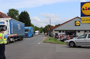 Demo &uuml;ber Bundesstra&szlig;e 4 in Greu&szlig;en gezogen