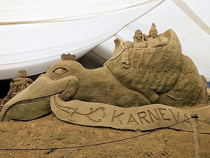 Alles aus Sand und Wasser
