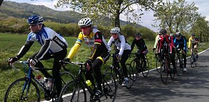 Radsportler danken Helferin