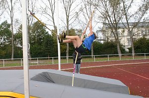 Herbstspringen auf dem Hohekreuz-Sportplatz