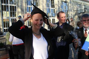 Bleiben sie sch&ouml;n akademisch
