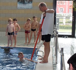 500. Kinderschwimmkurs im Badehaus Nordhausen
