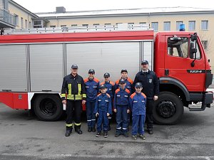 Besuch bei hauptamtlichen Rettern
