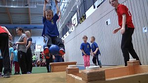Kindergartensporttag in der Nordh&auml;user Wiedigsburghalle