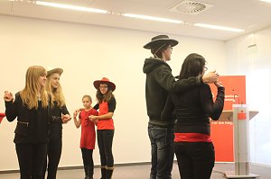 In der Kreissparkasse Nordhausen konnten sich heute 14 Vereine &uuml;ber finanzielle Unterst&uuml;tzung freuen