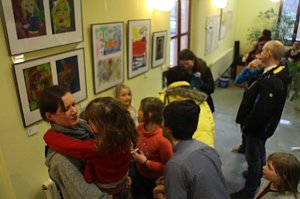"Zitronenblau" - seit heute ist die neue Ausstellung der Jugendkunstschule Nordhausen im Landratsamt zu sehen