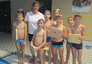 Aufbauschwimmen im Badehaus