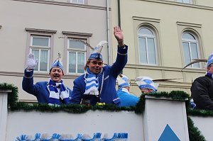 N&auml;rrinnen und Narren zogen durch Sondershausen (1)