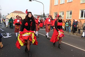 N&auml;rrinnen und Narren zogen durch Sondershausen (2)