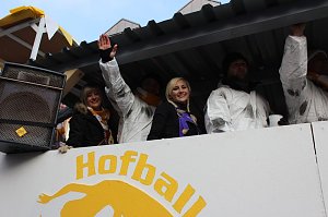 N&auml;rrinnen und Narren zogen durch Sondershausen (2)