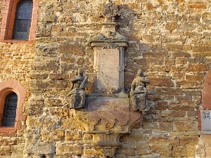 Unterhalb der Burg