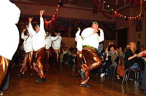 Zum 8. M&auml;nnerballettwettbewerb des BCC im Bleicher&ouml;der Kulturhaus sollte es zum Kopf an Kopf Tanzen kommen