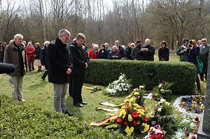Gedenken zum 70. Jahrestag der Befreiung des Au&szlig;enlagers Ellrich-Julius H&uuml;tte