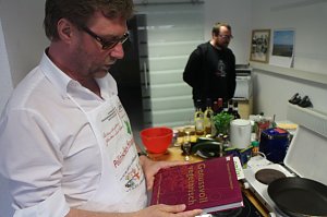 Gr&uuml;nes Abendessen mit Ausstellung im Nordh&auml;user Abgeordnetenb&uuml;ro