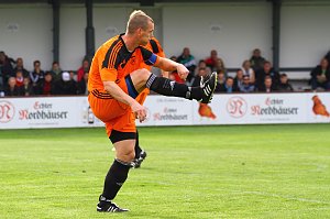 Wackers Reserve schlägt die Eintracht mit 2:0