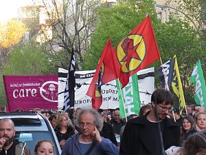 Revolution&auml;re 1. Mai Demo
