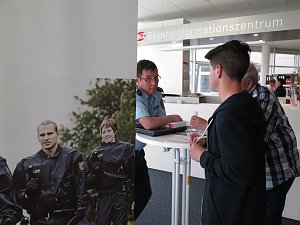 Tag der Uniformen im BIZ