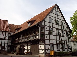 Heute: Scheune mit Laubengang