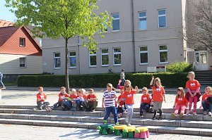 Sicherheit braucht K&ouml;pfchen - seit gut zehn Jahren organisiert die Kreissparkasse Nordhausen die Verkehrsschulungen f&uuml;r angehende Grundsch&uuml;ler