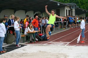 Schulamtsfinale Jugend trainiert f&uuml;r Olympia auf dem Nordh&auml;user Hohekreuzsportplatz
