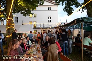Die Päpstin und Party