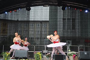 Die Eleven des Tanzstudio Radeva auf dem 47. Rolandsfest