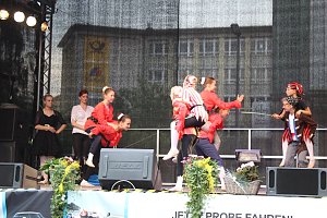 Die Eleven des Tanzstudio Radeva auf dem 47. Rolandsfest