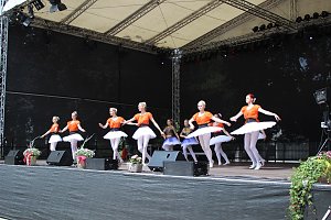 Die Eleven des Tanzstudio Radeva auf dem 47. Rolandsfest