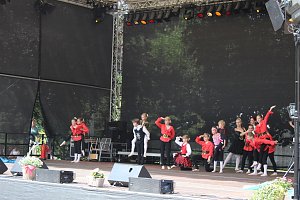 Die Eleven des Tanzstudio Radeva auf dem 47. Rolandsfest