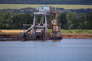 Industrie an den Bielener Kiesgewässern