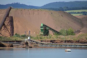 Industrie an den Bielener Kiesgewässern