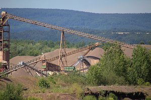 Industrie an den Bielener Kiesgewässern