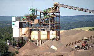 Industrie an den Bielener Kiesgewässern
