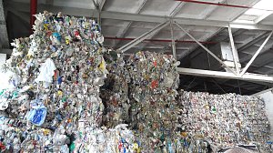 Aus Alt mach Neu - Schüler besuchten mtm plastics