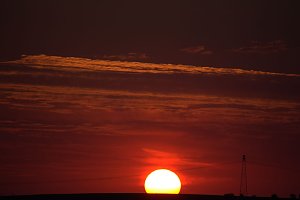 Stadt- und Sonnenansichten