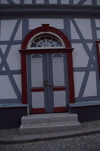 Stadt- und Sonnenansichten