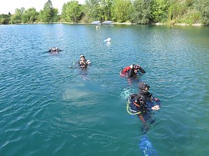 Trauung unter Wasser