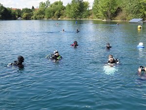 Trauung unter Wasser