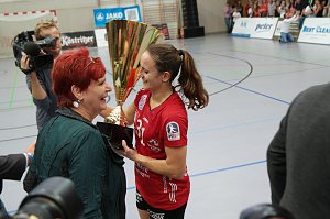 THC gewinnt den Supercup