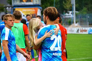 Wacker siegt 4:1 über Zwickau