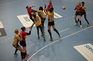 Mit einem Unentschieden startet der THC in die Champions League