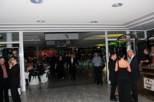 Willkommen im Ballhaus Peter