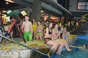 Mega-Poolparty
