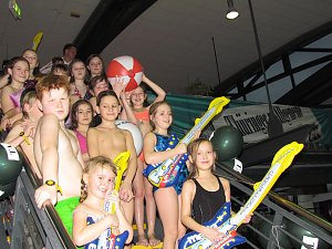 Mega Pool Party im Badehaus