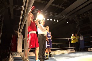 Boxnacht in der Nordh&auml;user Ballspielhalle