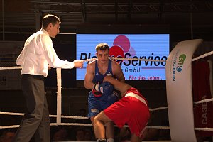Boxnacht in der Nordh&auml;user Ballspielhalle