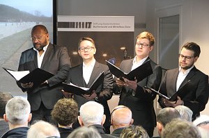 Gedenkveranstaltung zum 71. Jahrestag der Befreiung des KZ Mittelbau-Dora