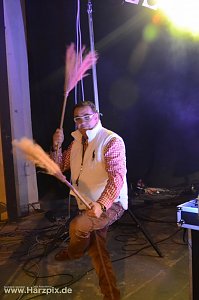 Maisprung im Gehege